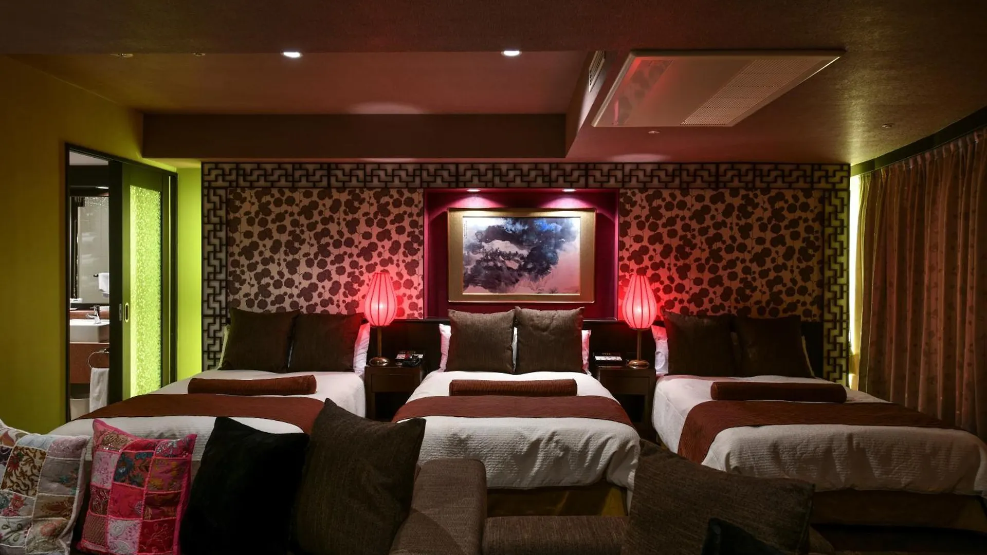 Rose Hotel Yokohama, The Distinctive Collection By Worldhotels Yokohama  Yokohama (Kanagawa)
